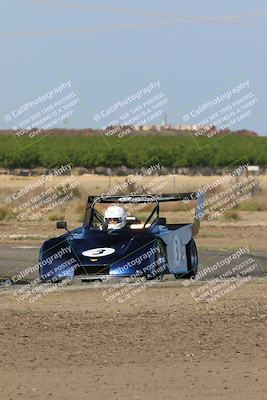 media/Apr-30-2022-CalClub SCCA (Sat) [[98b58ad398]]/Group 6/Race (Outside Grapevine)/